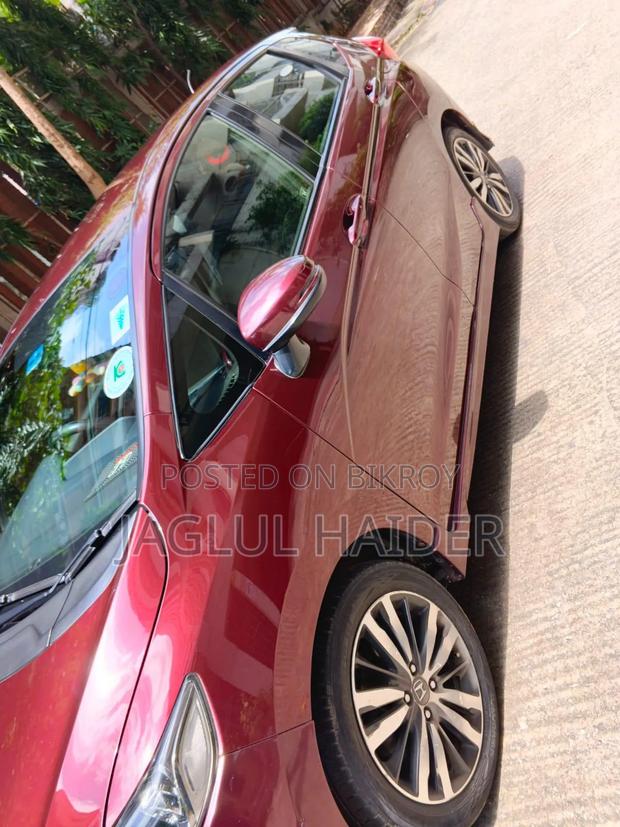 Honda Jazz 2017 Maroon