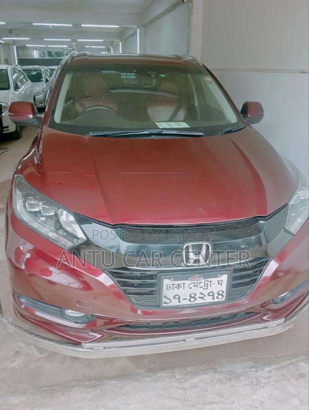 Honda Vezel 2015 Red