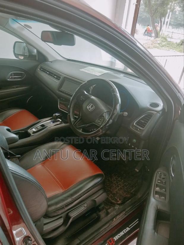 Honda Vezel 2015 Red