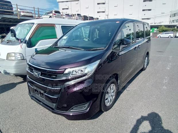 Toyota Noah 2.0 FWD (8 Seater) 2021 Black