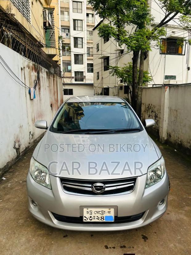 Toyota Corolla Fielder 1.5 Petrol FWD 2010 Silver