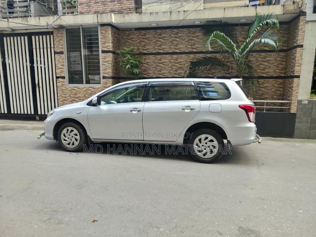 Toyota Corolla Fielder 1.5 Petrol AWD 2012 Silver