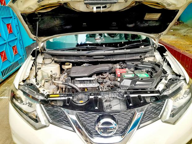 Nissan X-Trail 2.0 Petrol AWD 2014 Pearl