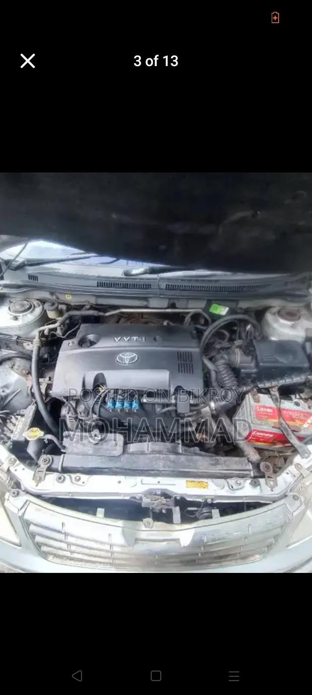 Toyota Corolla 2004 White