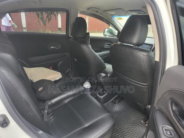 Honda Vezel 1.5 Hybrid 2WD 2014 Pearl