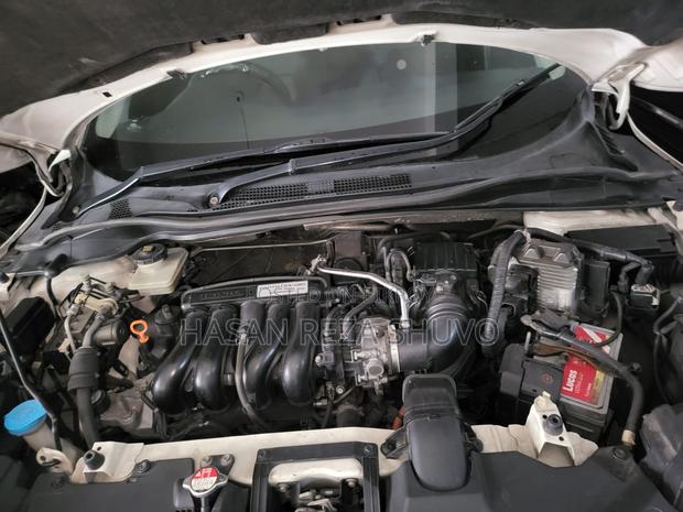 Honda Vezel 1.5 Hybrid 2WD 2014 Pearl