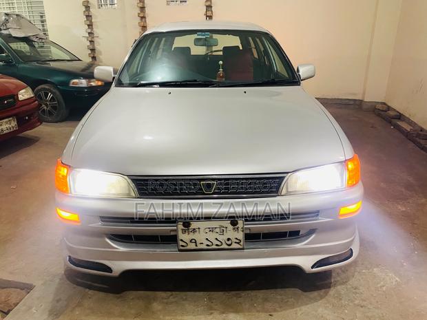 Toyota Corolla Hatchback 2000 Silver