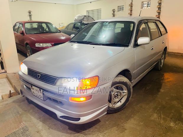 Toyota Corolla Hatchback 2000 Silver