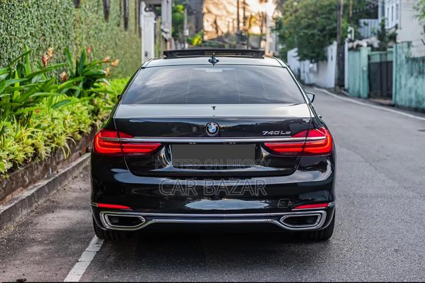BMW 7 Series 745Le 2019 Black