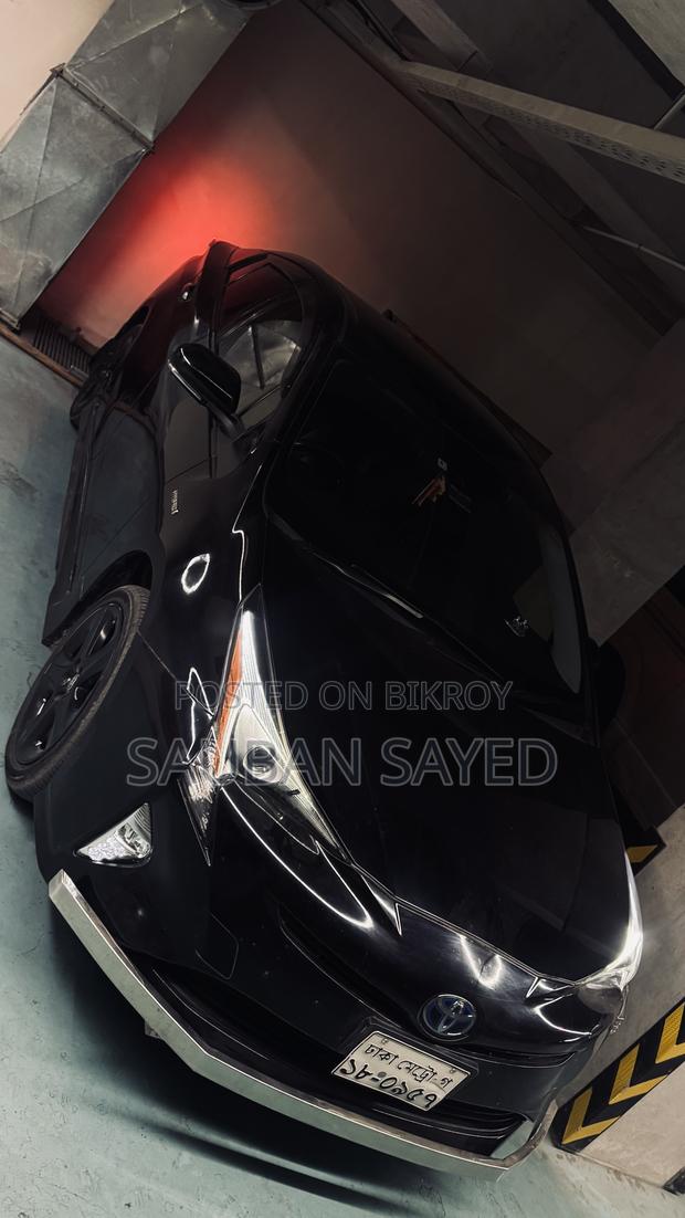 Toyota Prius 2018 Black
