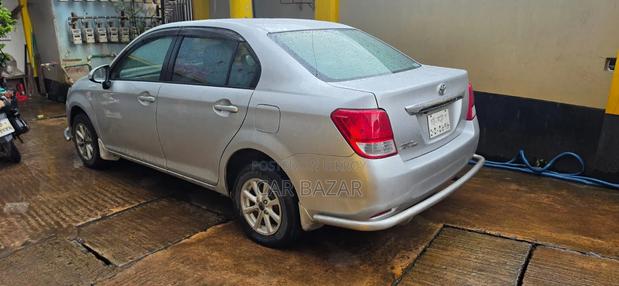 Toyota Axio 1.5 G 2WD 2015 Silver