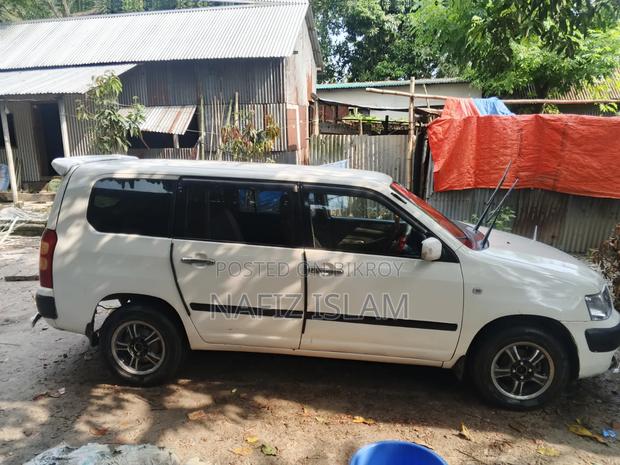 Toyota Probox 2004 Pearl