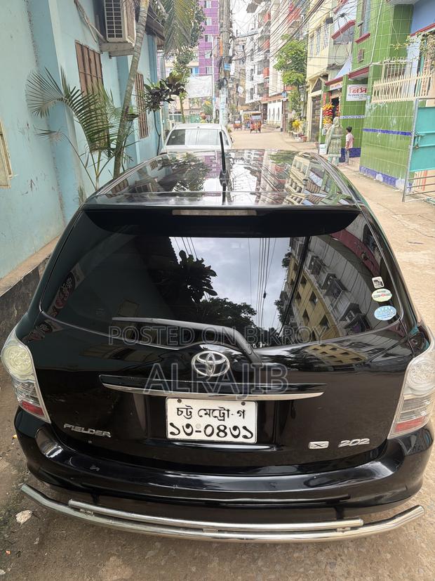 Toyota Corolla Fielder 2010 Black