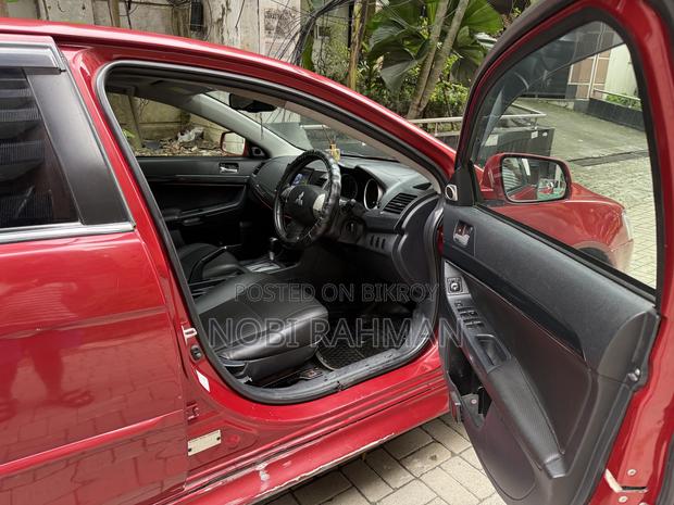 Mitsubishi Lancer 2012 Red