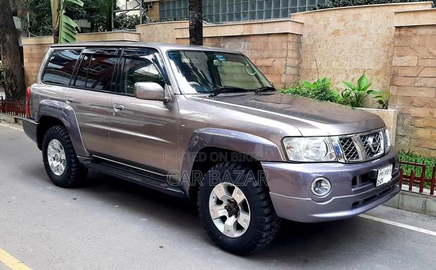 Nissan Patrol 4.8 GRX Tiptronic 2008 Silver
