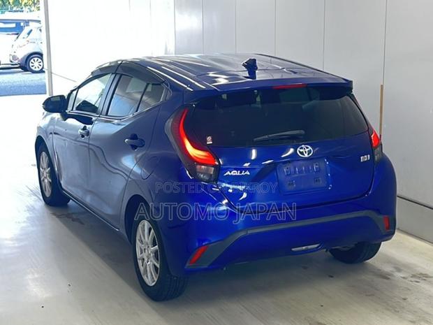 Toyota Aqua 2021 Blue