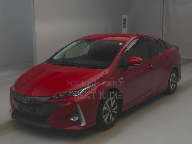 Toyota Prius Plug-In Hybrid 2021 Red