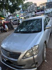Toyota Premio 2010 Silver for sale