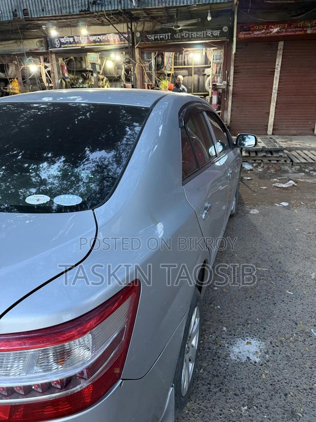 Toyota Premio 2010 Silver