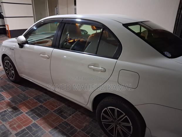 Toyota Axio 1.5 Hybrid 2WD 2016 White