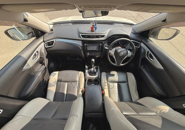 Nissan X-Trail 2.0 Hybrid FWD 2015 Pearl