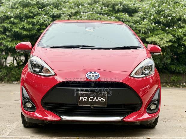 Toyota Aqua 2020 Red