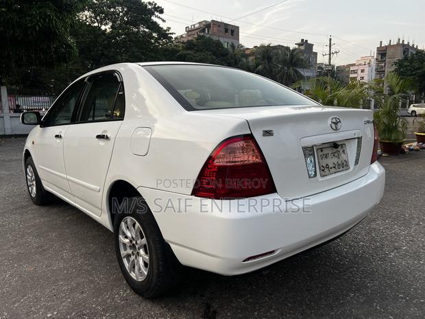 Toyota Corolla 2006 White