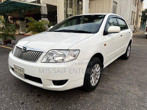 Toyota Corolla 2006 White