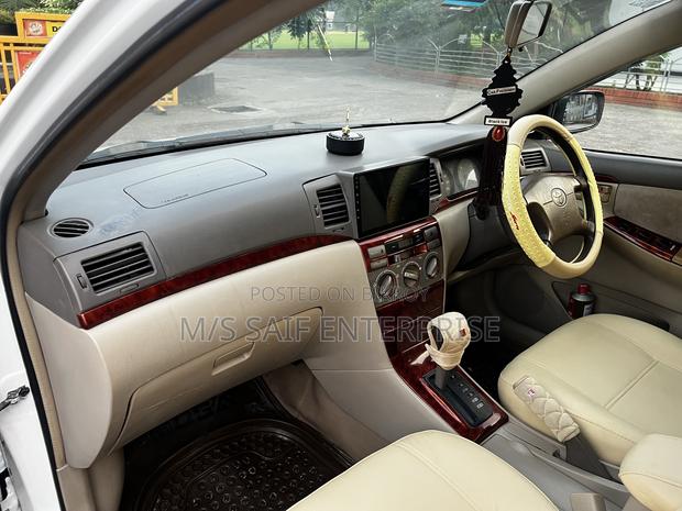 Toyota Corolla 2006 White