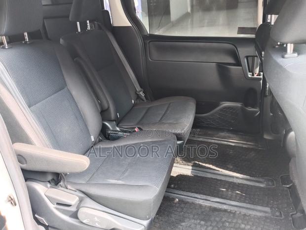 Toyota Noah 1.8 FWD Hybrid (7 seater) 2021 Pearl