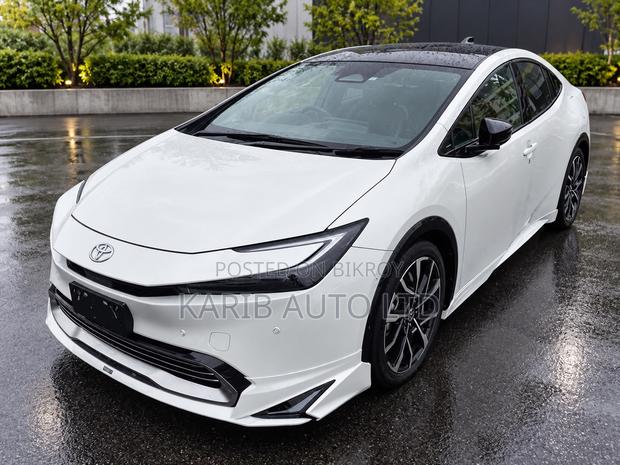 Toyota Prius 2023 Pearl