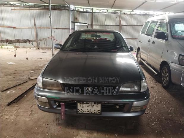 Toyota Corolla 1994 Gray
