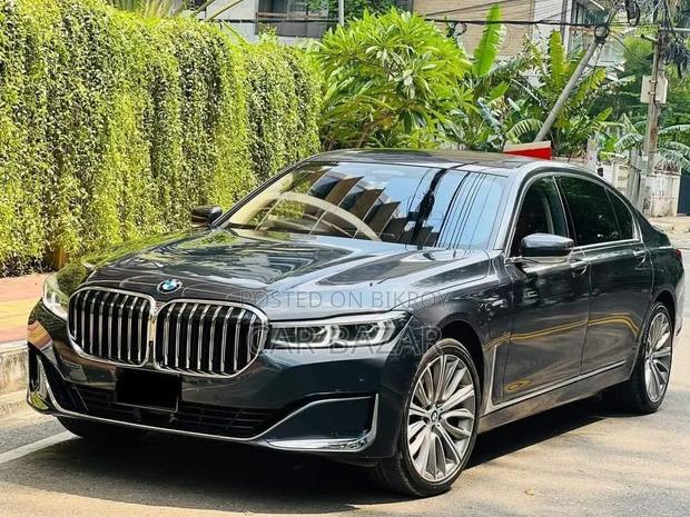 BMW 7 Series 2019 Gray