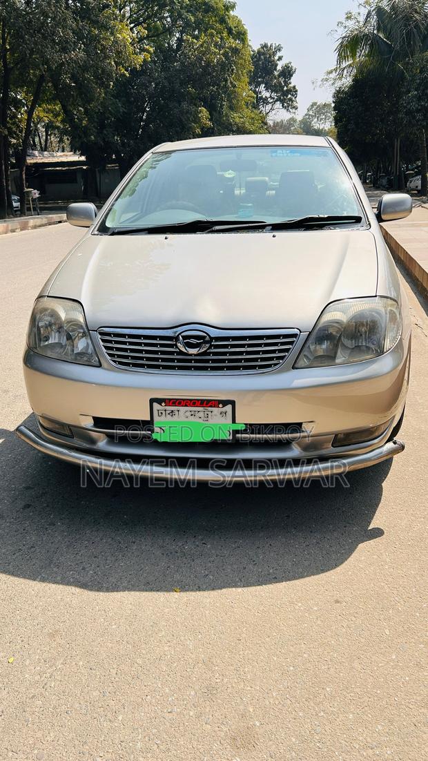 Toyota Corolla 1.5 Sedan Automatic 2002 Gold