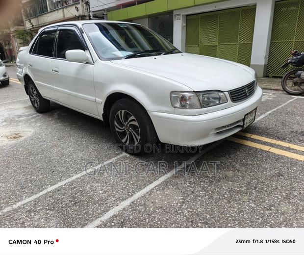 Toyota Corolla X 1.3 Automatic 2000 White