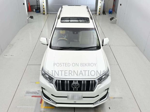 Toyota Land Cruiser Prado 2022 Pearl