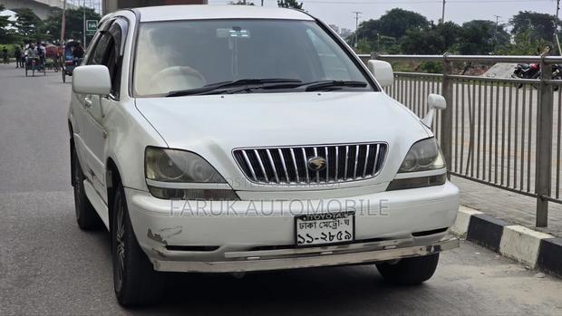 Toyota Harrier 2.4 16V 1998 Pearl