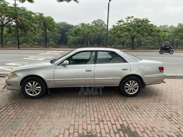 Toyota Mark II 1999 Gray