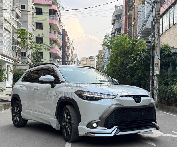 Toyota Corolla Cross 2024 Pearl