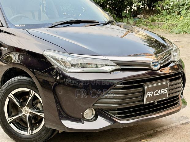 Toyota Corolla Fielder 1.5 Hybrid FWD 2017 Purple