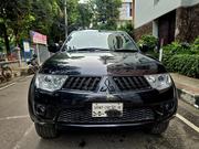 Mitsubishi Pajero 2012 Black for sale