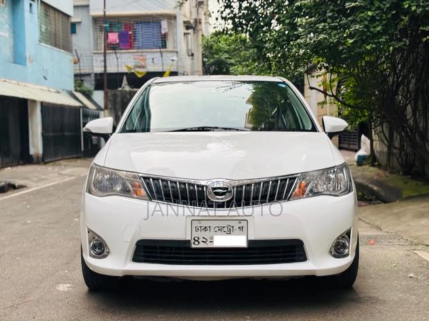 Toyota Axio 2014 White