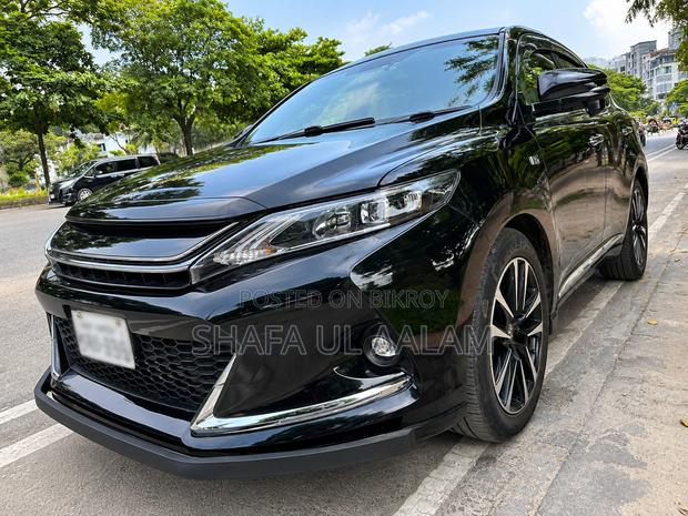 Toyota Harrier 2.0 2015 Black