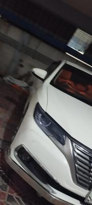 Toyota Premio 2018 Pearl for sale
