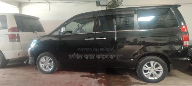 Toyota Noah 2005 Black