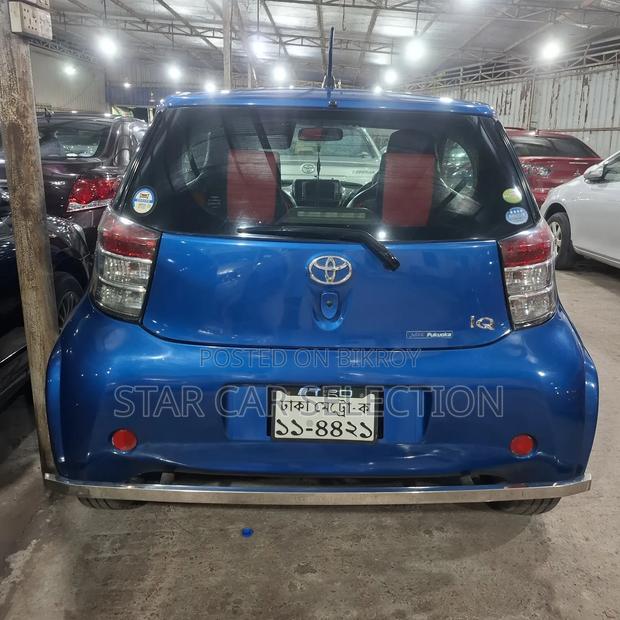 Toyota iQ 2009 Blue