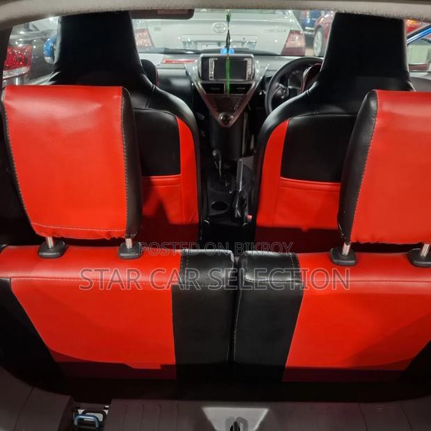 Toyota iQ 2009 Blue