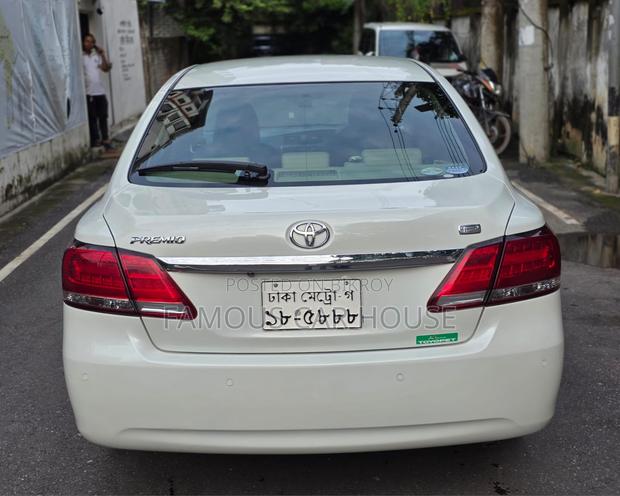 Toyota Premio 2019 Pearl