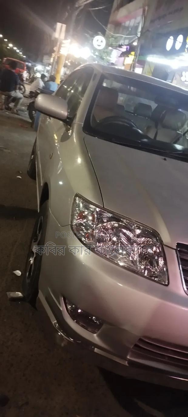 Toyota Corolla 2004 Silver