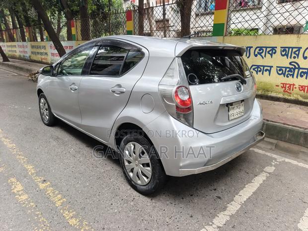 Toyota Aqua 2013 Silver